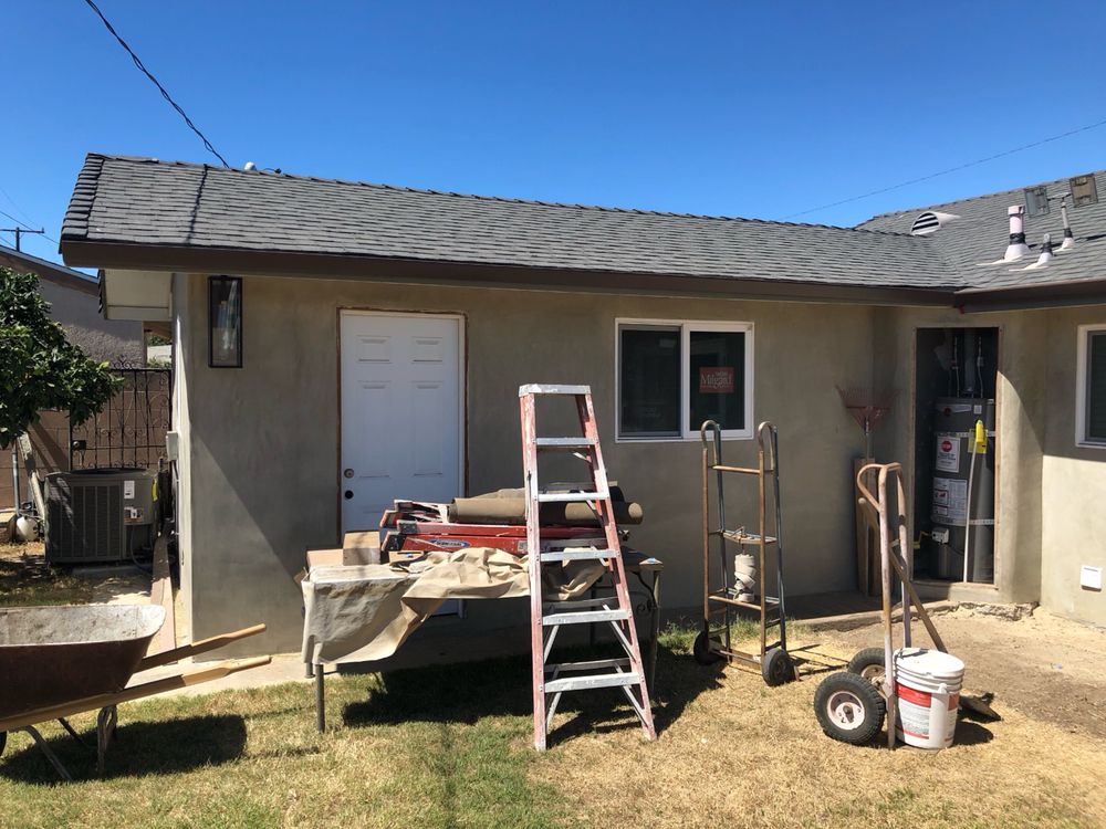 Slide of Tri-County Gutters