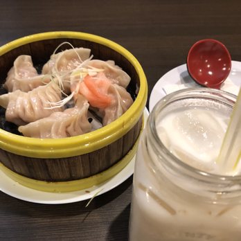 Reren Lamen & Bar - 6 Pieces House Hand Made Dumplings (Pork) & Coconut Bubble Tea - Ramen Near Me - Washington, DC, District of Columbia Reren Lamen & Bar - 6 Pieces House Hand Made Dumplings (Pork) & Coconut Bubble Tea - Ramen Near Me - Washington, DC, District of Columbia