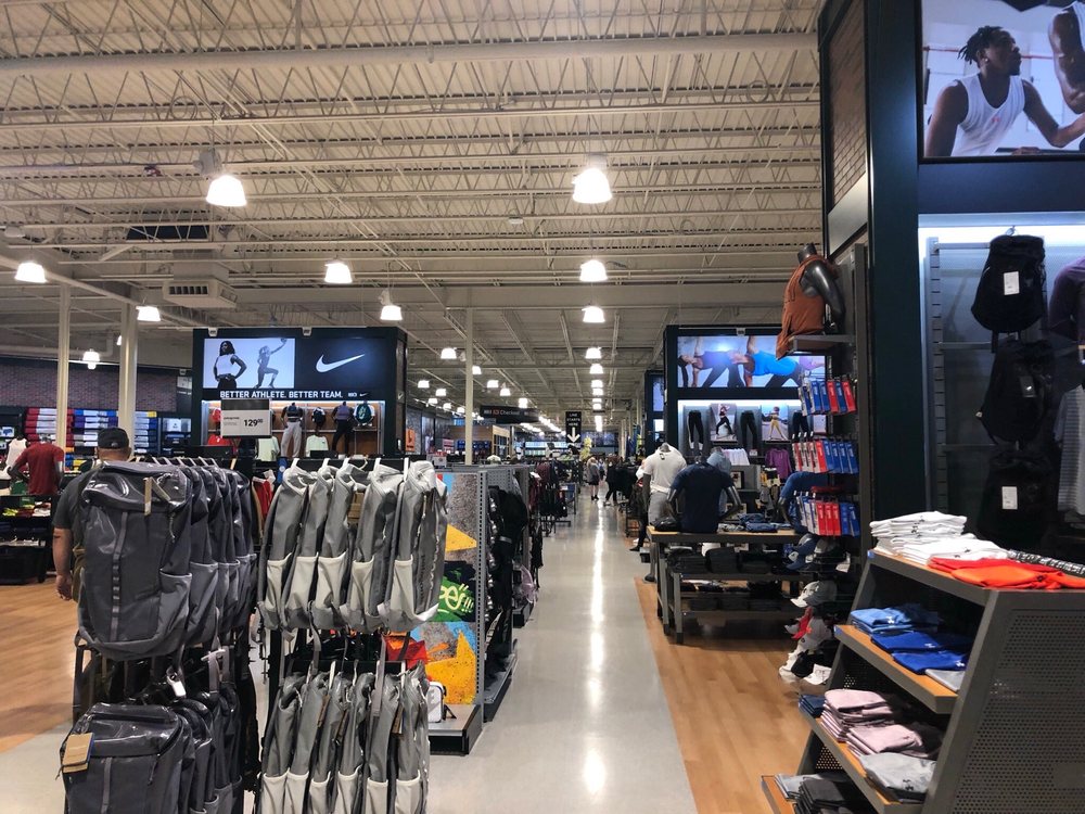 FIELD & STREAM Updated September 2024 10 Photos 1 Mall Rd