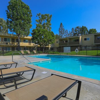 Clair Del Gardens - Apartments Near Me - Long Beach, California