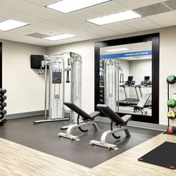 Hampton Inn & Suites Ridgecrest - Health club fitness center gym