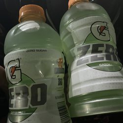 Murphy Express - 2/4$ Gatorade's at SHELL right up the road and the little girl at the counter was super nice.
