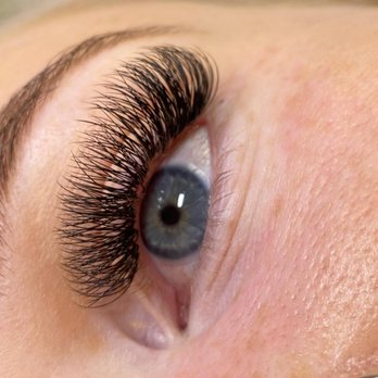 Á La Mode - Eyelash Service Near Me Á La Mode - Eyelash Service Near Me