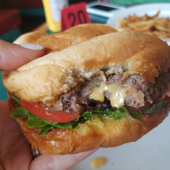 Berry Sweet Kitchen - Juicy Lucy Burger - Cafes Near Me - Minneapolis, Minnesota