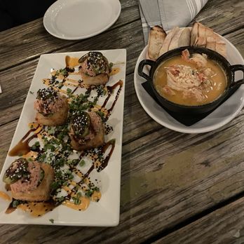 Melzingah Tap House - Spicy Tuna Crispy Rice and Shrimp Scampi - Beer Bar Near Me - Beacon, New York Melzingah Tap House - Spicy Tuna Crispy Rice and Shrimp Scampi - Beer Bar Near Me - Beacon, New York