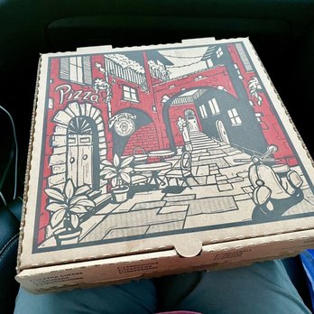Charlie's Pizza House - Such a cool box! - Pizza Near Me - Yankton, South Dakota