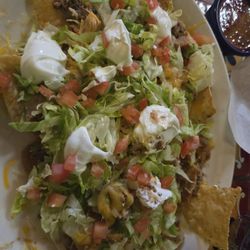 Don Nico's Mexican Restaurant - This is what i call nachos, not your 8 or 10 chips with toppings on each one