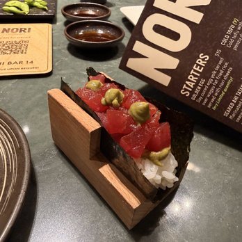 Nori Bar - Waikiki - Maguro Avocado handroll - Sushi Bars Near Me - Honolulu, Hawaii Nori Bar - Waikiki - Maguro Avocado handroll - Sushi Bars Near Me - Honolulu, Hawaii