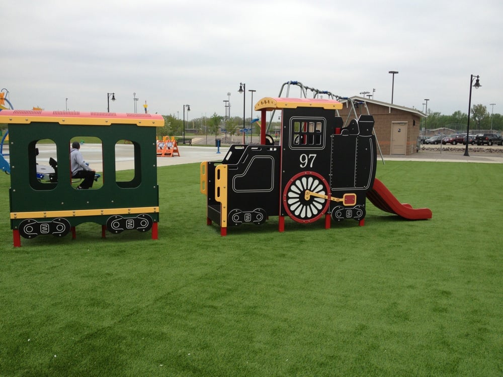 Social spots from Rivers Edge Park