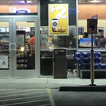 Circle K - People waiting. A constant fixture - Convenience Stores Near Me - San Antonio, Texas