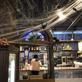 Gyroscope - Ordering - Greek Near Me - Boston, Massachusetts
