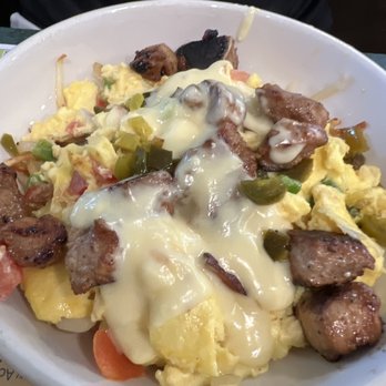 Metro Diner - Carnitas Scramble Bowl - Breakfast & Brunch Near Me - Jacksonville, Florida