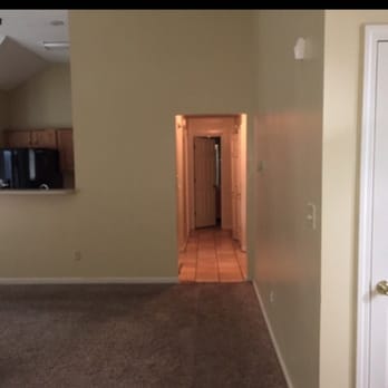 Advantage Property Management - Living room 1 - Property Management Near Me - Memphis, Tennessee