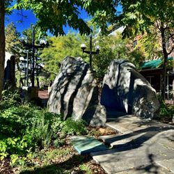 Pearl Street Mall - Boulder pathway