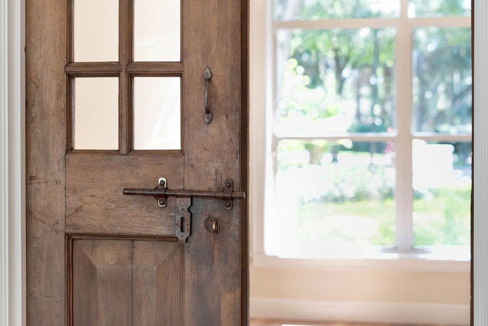 Slide of Stenhouse Roofing