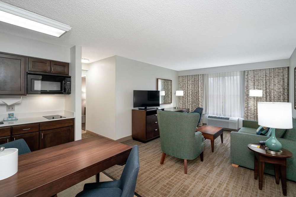 HAMPTON INN & SUITES FRANKLIN Updated September 2024 46 Photos & 42