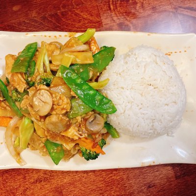 Pho Chau by null