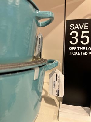 Le Creuset Outlet Store by null