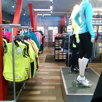 Pearl Izumi Factory Store - Lotsa nice stuff - Outlet Stores Near Me - Silverthorne, Colorado Pearl Izumi Factory Store - Lotsa nice stuff - Outlet Stores Near Me - Silverthorne, Colorado