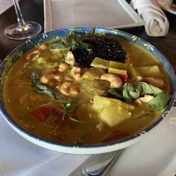 Upper West - SPICY VEGGIE CURRY - New American Near Me - Santa Monica, California Upper West - SPICY VEGGIE CURRY - New American Near Me - Santa Monica, California
