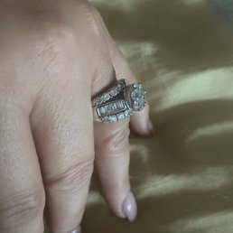 We upgraded my wedding ring