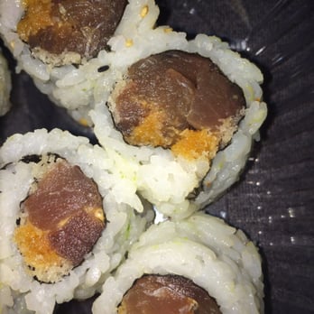 Sano Sushi - This is supposed to be spicy tuna.. Saddest sushi in the world. - Japanese Near Me - Thornhill, Ontario