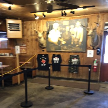 Black's Barbecue Lockhart - Barbeque Near Me - Lockhart, Texas