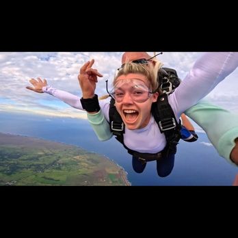 Big Island Gravity - Free-fall skydiving - Skydiving Near Me - Hawi, Hawaii