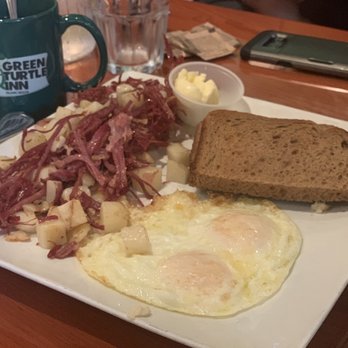 Green Turtle Inn - Corn beef and hash - Seafood Near Me - Islamorada, Florida Green Turtle Inn - Corn beef and hash - Seafood Near Me - Islamorada, Florida