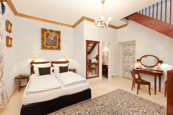 Hotel "Belle Epoque" by null