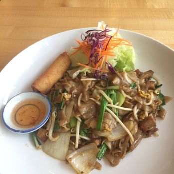 Ei8ht Noodles - Asian Fusion Near Me - Vancouver, Washington