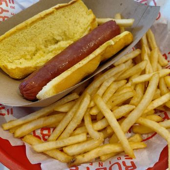 Ruby's Diner - Diners Near Me - Tustin, California