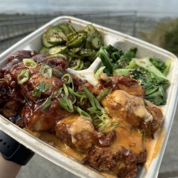 Grillbird - Bang bang chicken, spicy garlic chicken, cucumber salad and some greens - Japanese Near Me - Seattle, Washington Grillbird - Bang bang chicken, spicy garlic chicken, cucumber salad and some greens - Japanese Near Me - Seattle, Washington