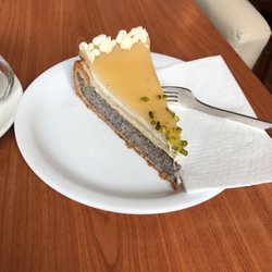 Café Bohne - Mohn-Marzipan Torte