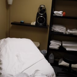 Paterson Chiropractic & Sports Injury Clinic - Massage room