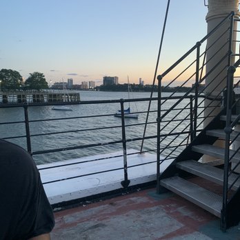 Frying Pan NYC - Bars Near Me - New York, New York