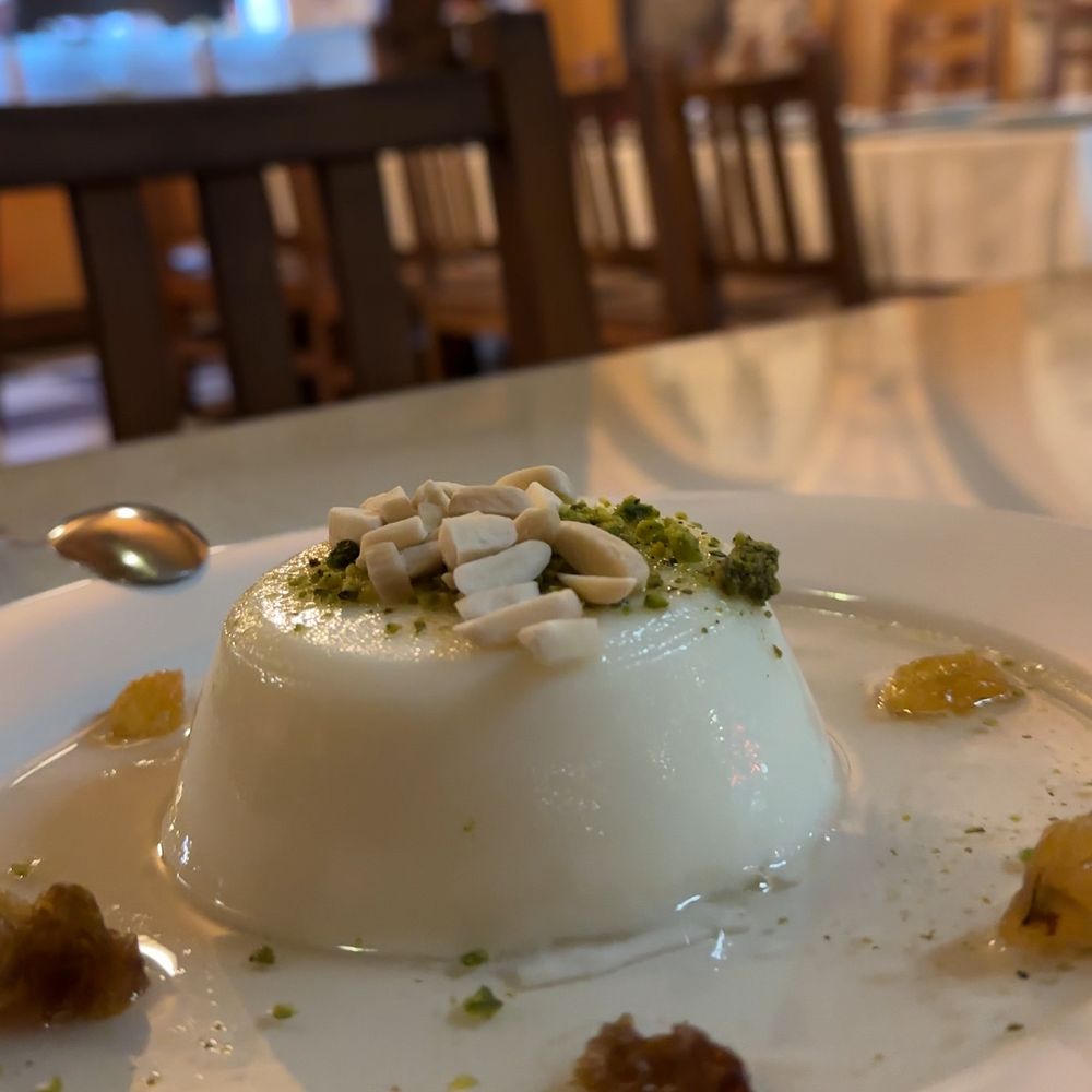 Marouch Restaurant - Armenian Near Me - Los Angeles, California