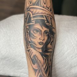 Luckys Tattoo - By Ronnie