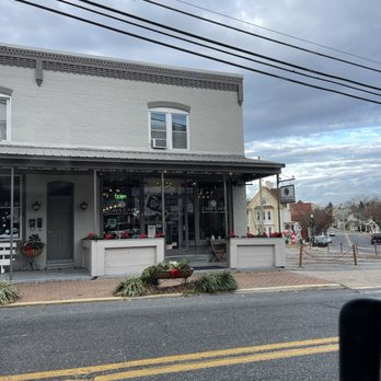 Zava Cafe - Cafes Near Me - Milton, Delaware