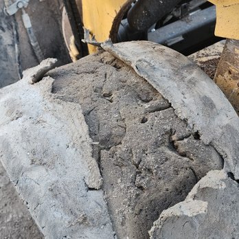 Ramos Equipment Repairs - Customer asked me if thought the tires were ok I said the tires are perfect... I hope you see the humor in this.... - Farm Equipment Repair Near Me Ramos Equipment Repairs - Customer asked me if thought the tires were ok I said the tires are perfect... I hope you see the humor in this.... - Farm Equipment Repair Near Me
