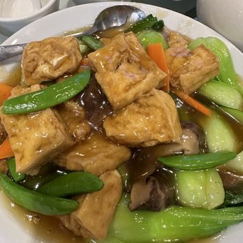 Yan's Garden Chinese Restaurant - vegetables in brown sauce - Chinese Near Me - Burnaby, British Columbia Yan's Garden Chinese Restaurant - vegetables in brown sauce - Chinese Near Me - Burnaby, British Columbia