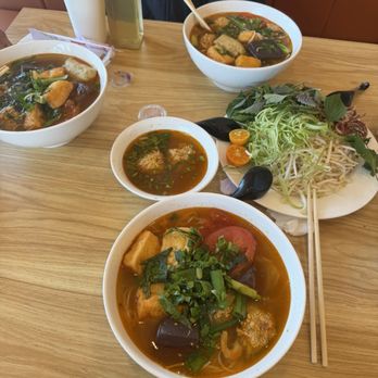 Bun Rieu Ganh - Vietnamese Near Me - Westminster, California Bun Rieu Ganh - Vietnamese Near Me - Westminster, California