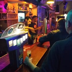 Bagus Bar - Le bar ! 46 rhums differents