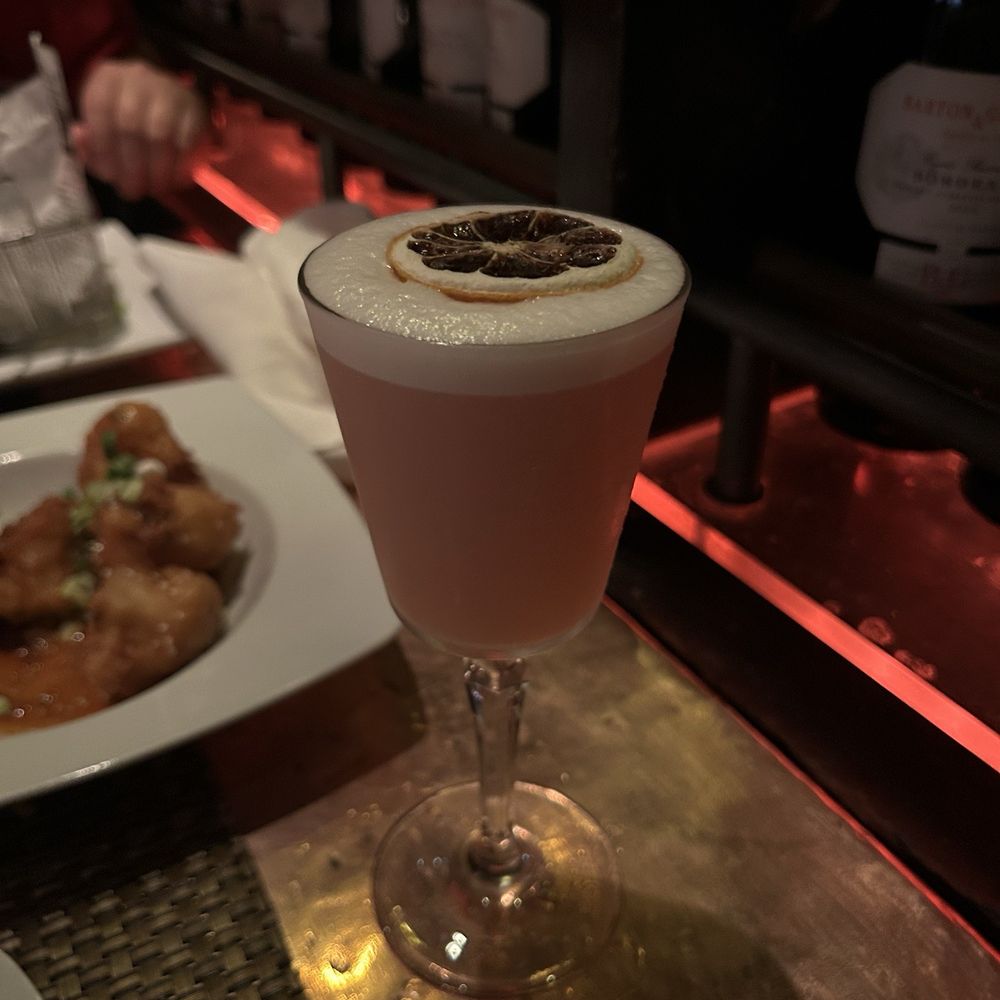 Banc Cafe - Gin blossom - Cafes Near Me - New York, New York