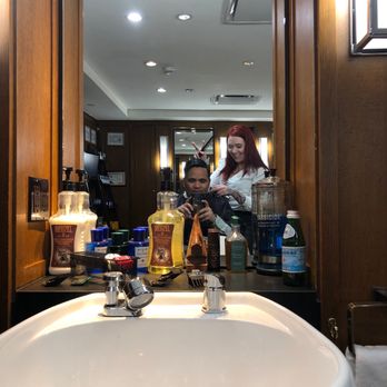 Barber Pisterzi - Me getting a haircut! - Hair Salons Near Me - New York, New York Barber Pisterzi - Me getting a haircut! - Hair Salons Near Me - New York, New York