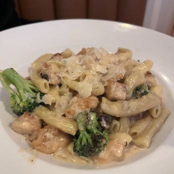 Cibo Matto Caffe - Chicken & Broccoli - Italian Near Me - Mansfield, Massachusetts