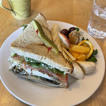 Blue Fox Cafe - Breakfast Club Sandwich with fresh fruit - Breakfast & Brunch Near Me - Victoria, British Columbia