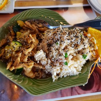 Dang's Thai Cuisine & Sushi Bar - Teriyaki Chicken with Rice - Thai Near Me - Hailey, Idaho