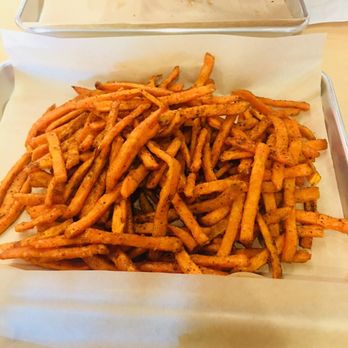 MOOYAH Burgers, Fries & Shakes - Burgers Near Me - Irvine, California