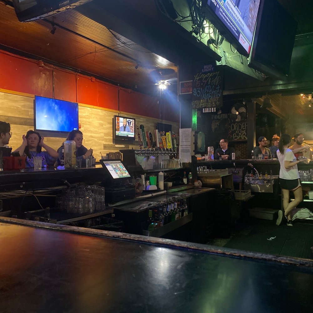 Harper's - a view of the bar from the bar - Pizza Near Me - San Marcos, Texas